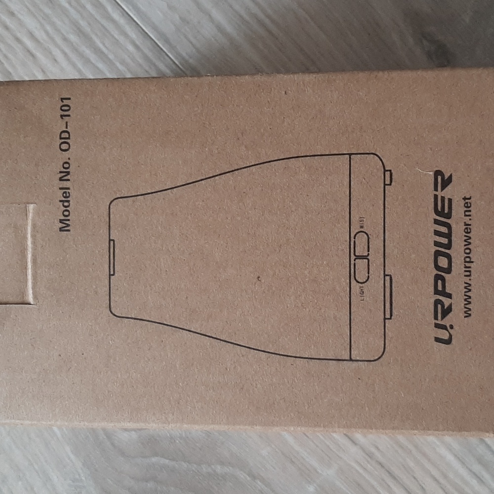 Electric Essential oil diffuser  NIB